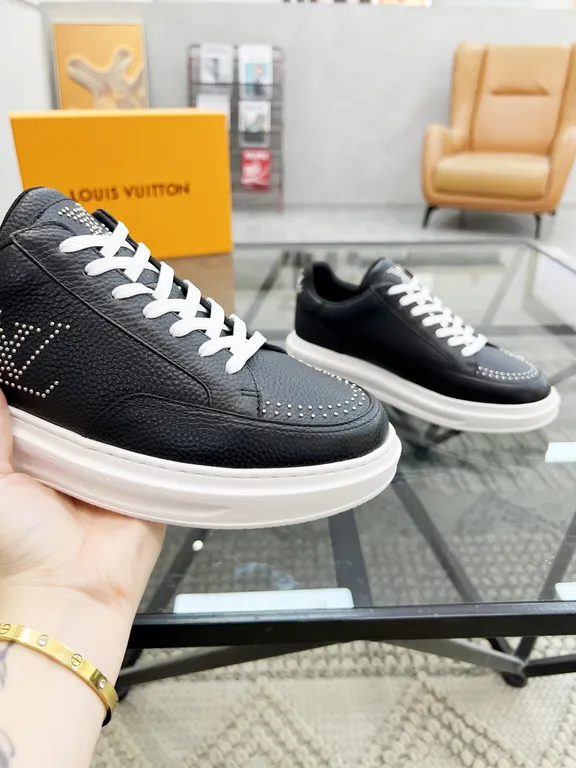 Louis Vuitton Shoe 